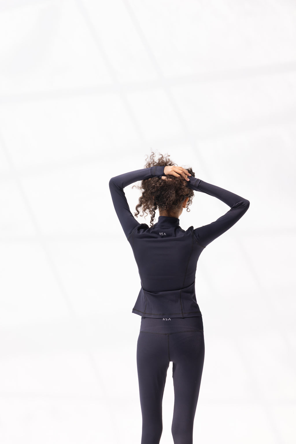 Softsculpt Zip Jacket in Black